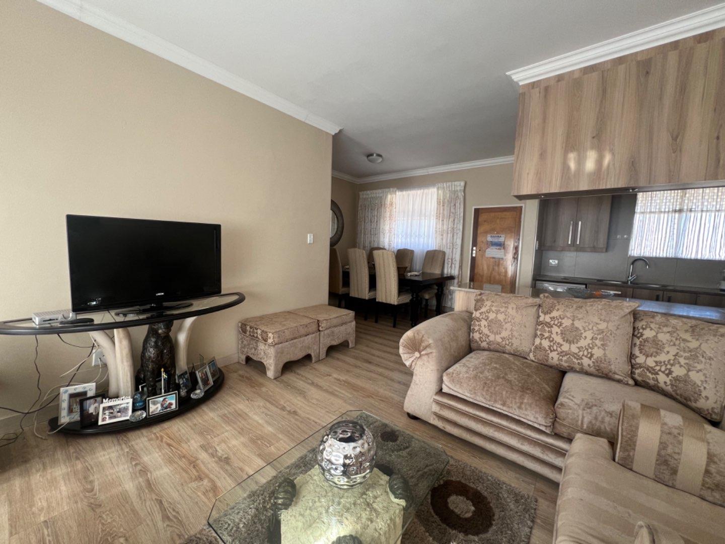 3 Bedroom Apartment / flat for sale in Horison Park 53 Sonop Street