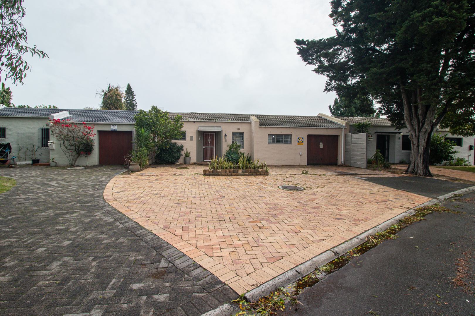 Edgemead Property Houses for sale in Edgemead