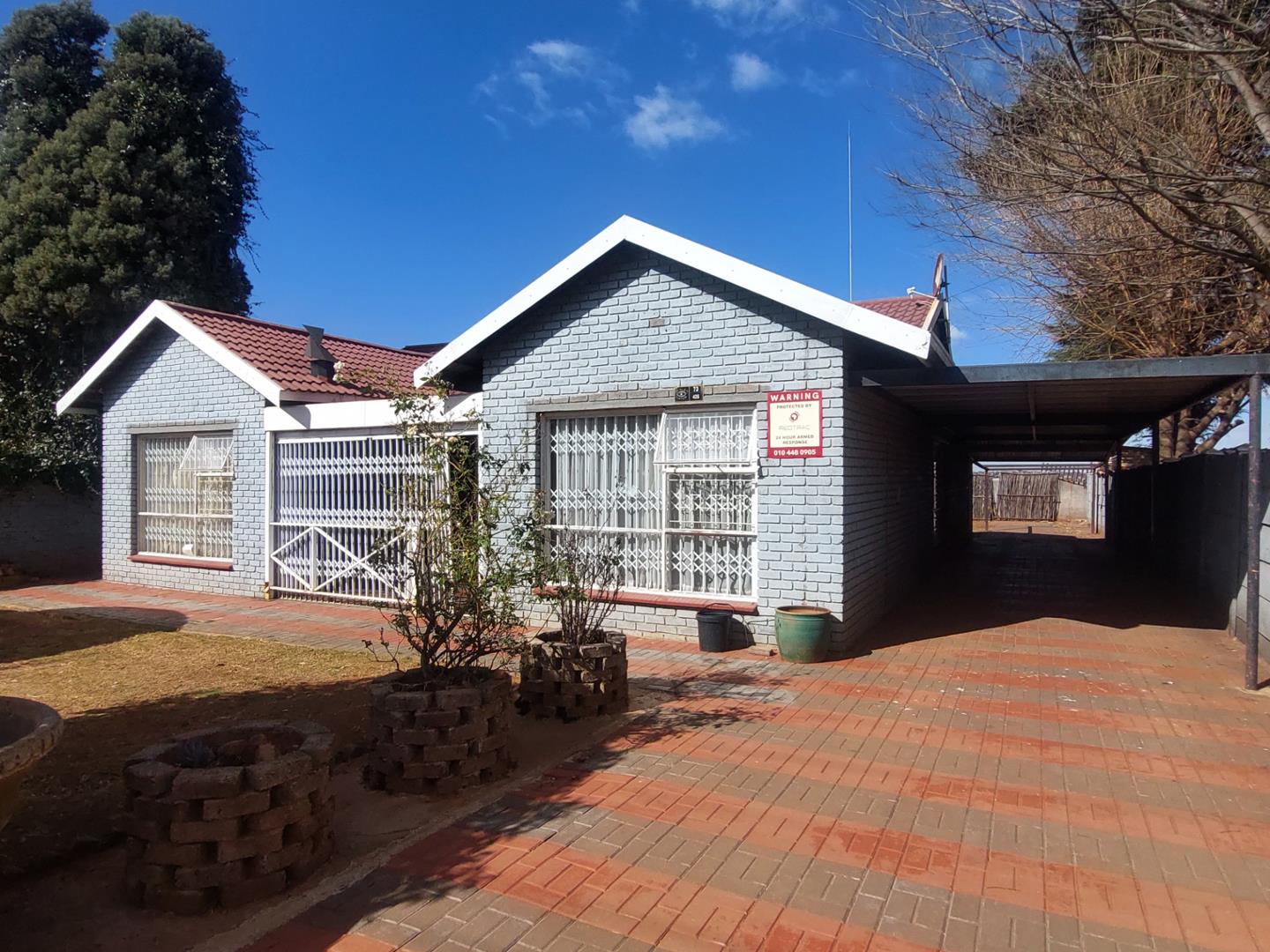 3 Bedroom House for sale in Henley On Klip P24114657289