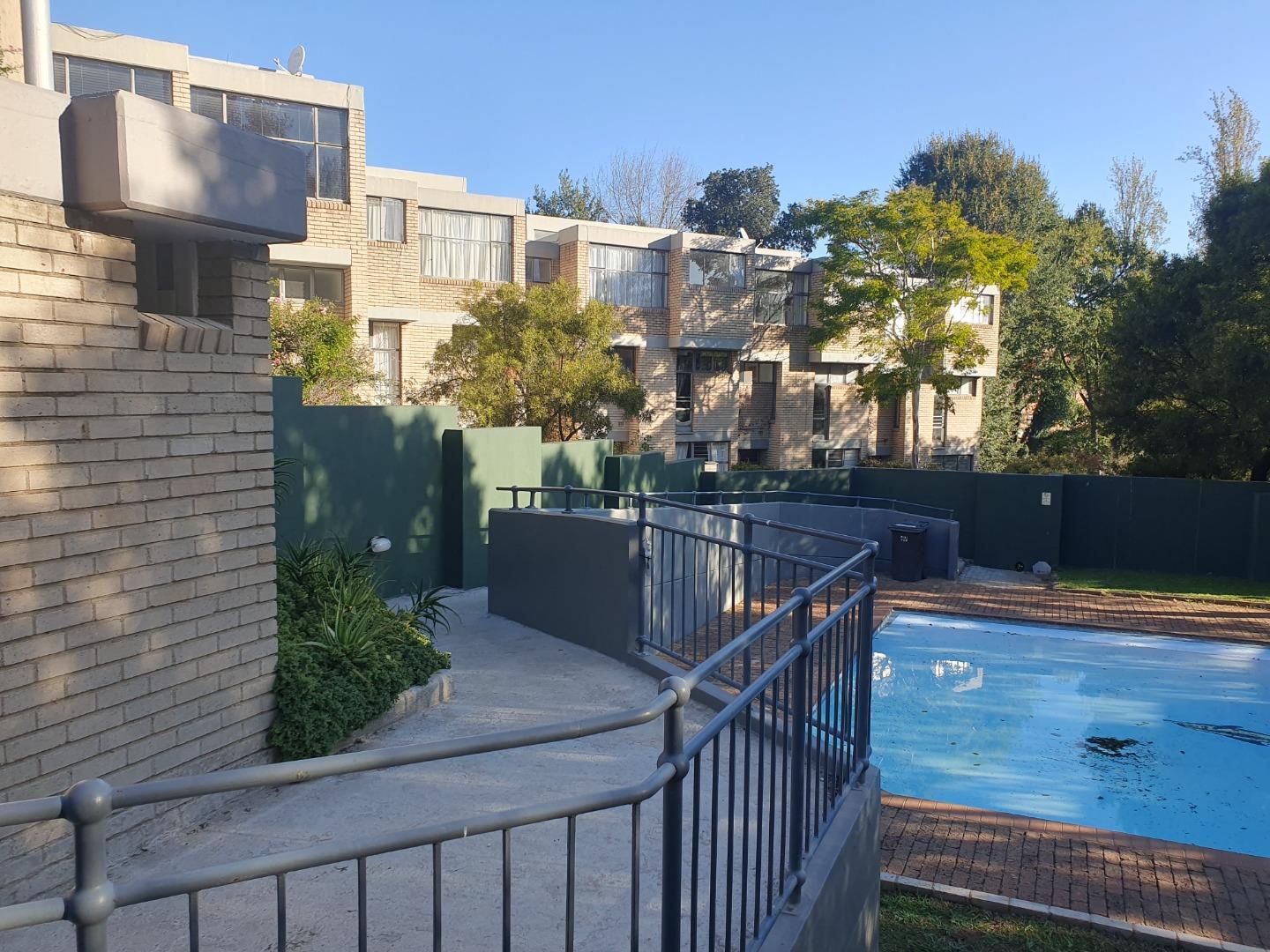 1 Bedroom Apartment / flat for sale in Norwood Norwood Garden Village