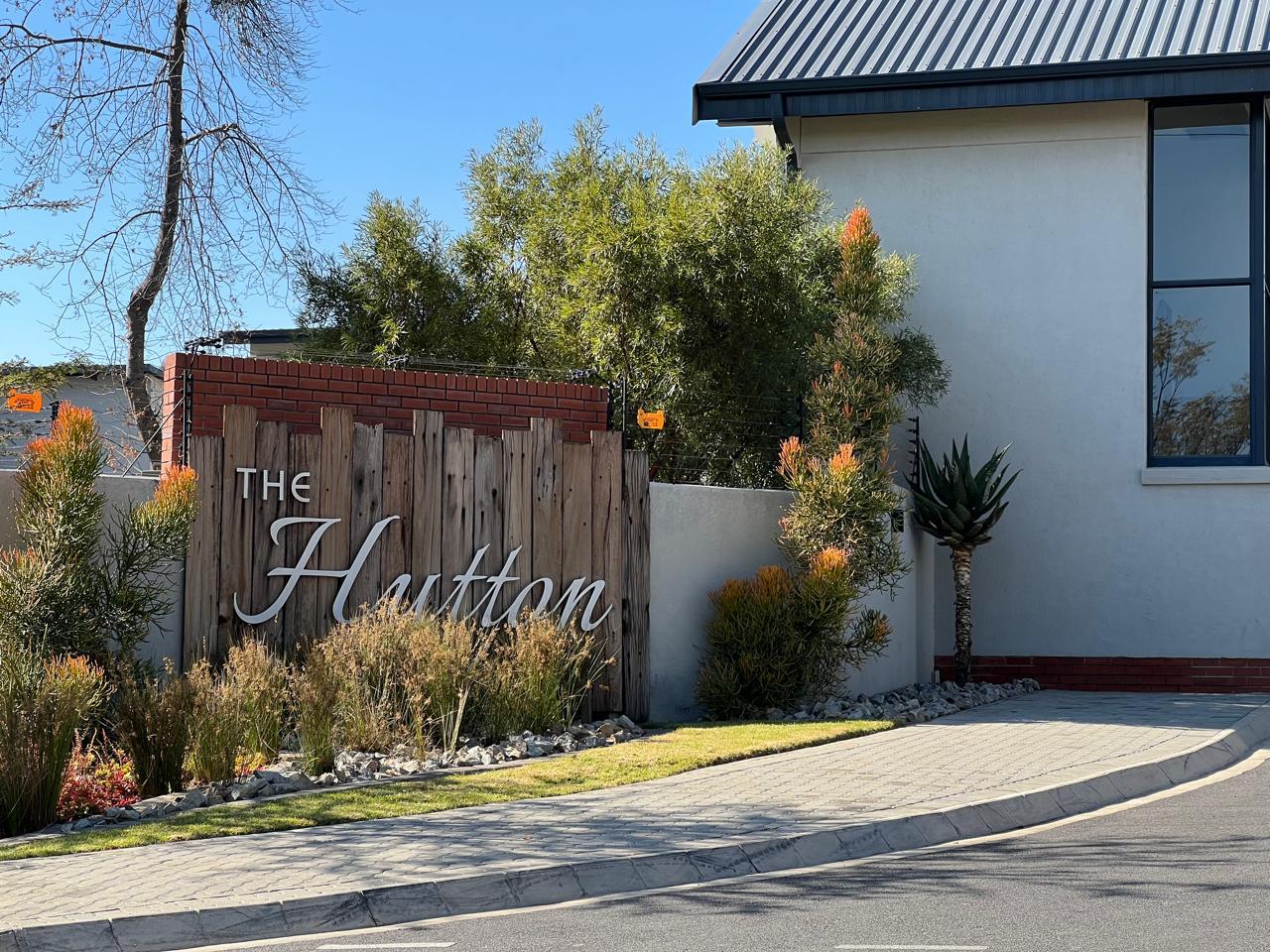 3 Bedroom House for sale in Crowthorne AH 70 Mecury Drive P24114663757