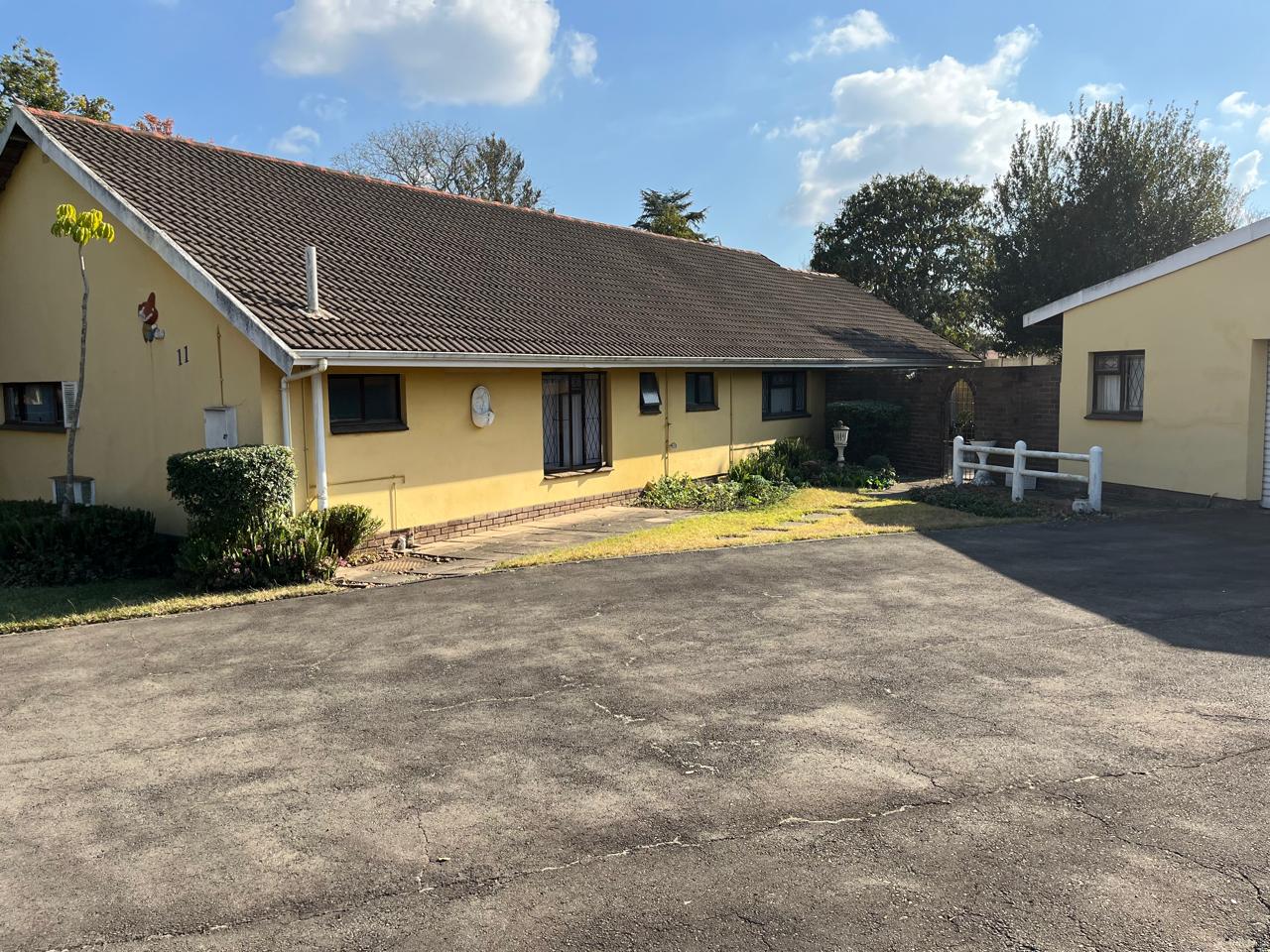 4 Bedroom House for sale in Cleland P24114488722