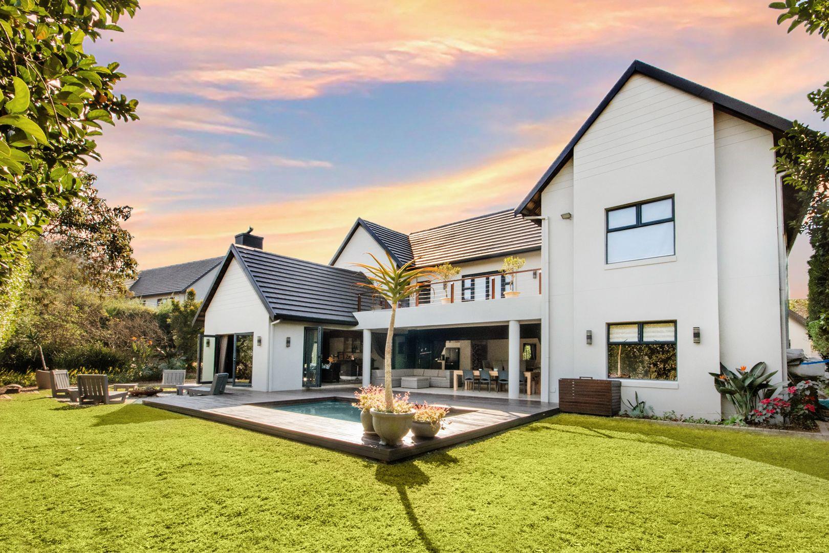 4 Bedroom House for sale in Cotswold Downs Golf & Country Estate P24