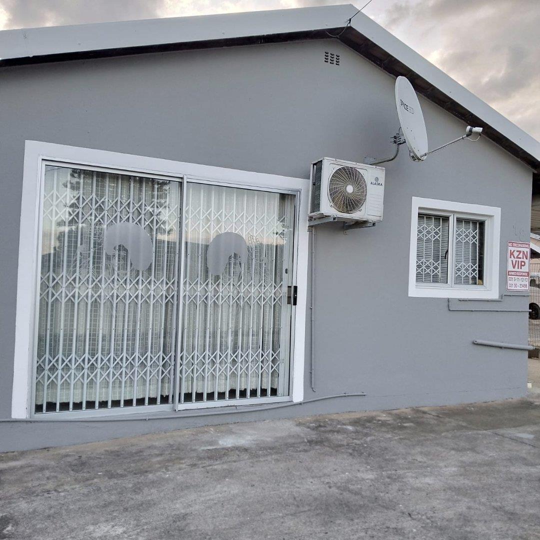 3 Bedroom House for sale in Whetstone P24114665758