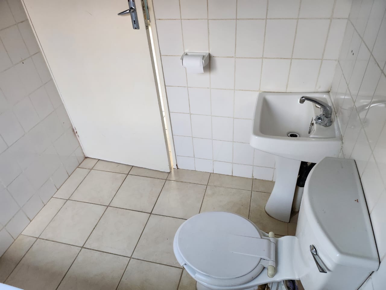 2 Bedroom Townhouse to rent in Terenure Tamerlane, Bergrivier Drive