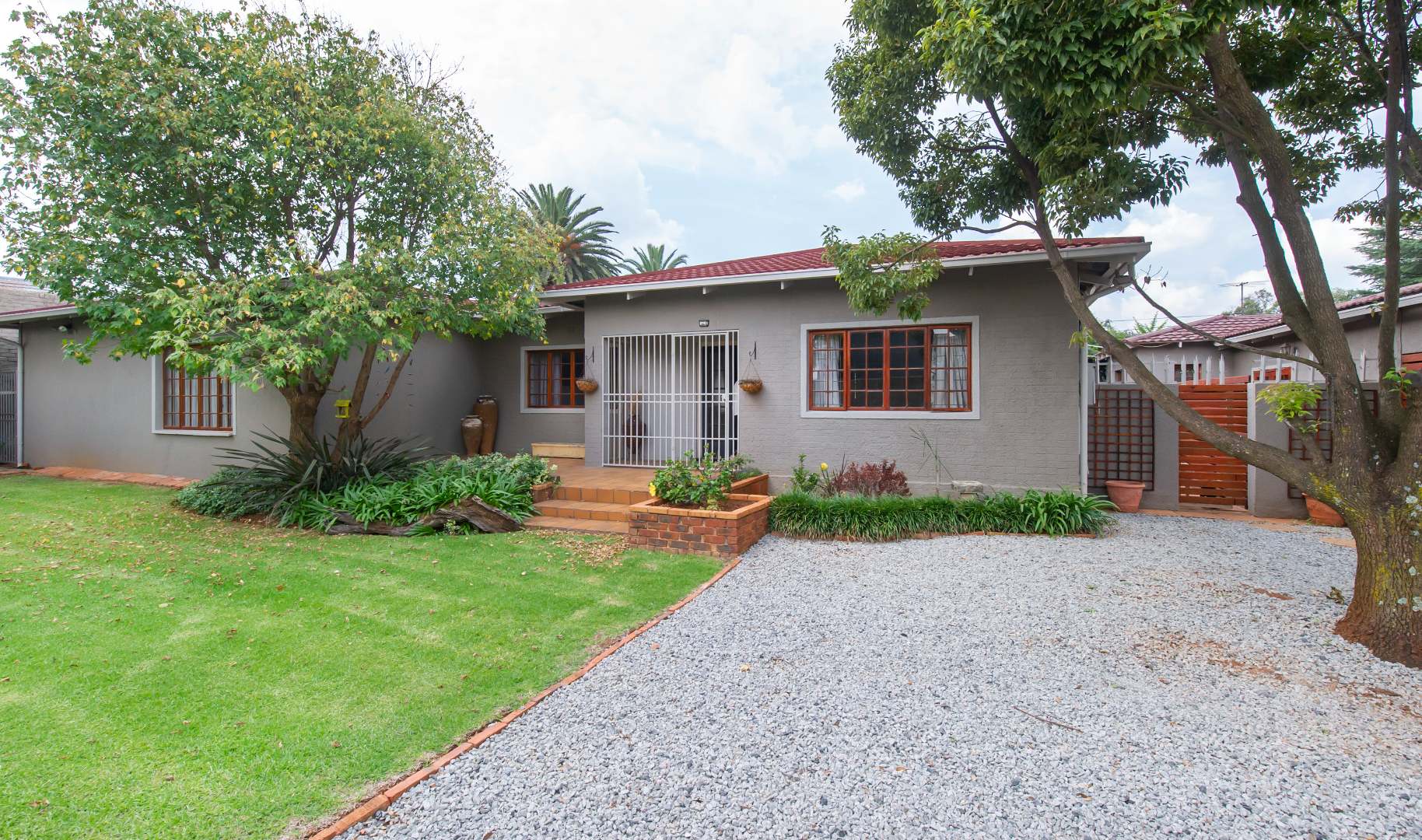 4 Bedroom House for sale in Edendale P24112423005