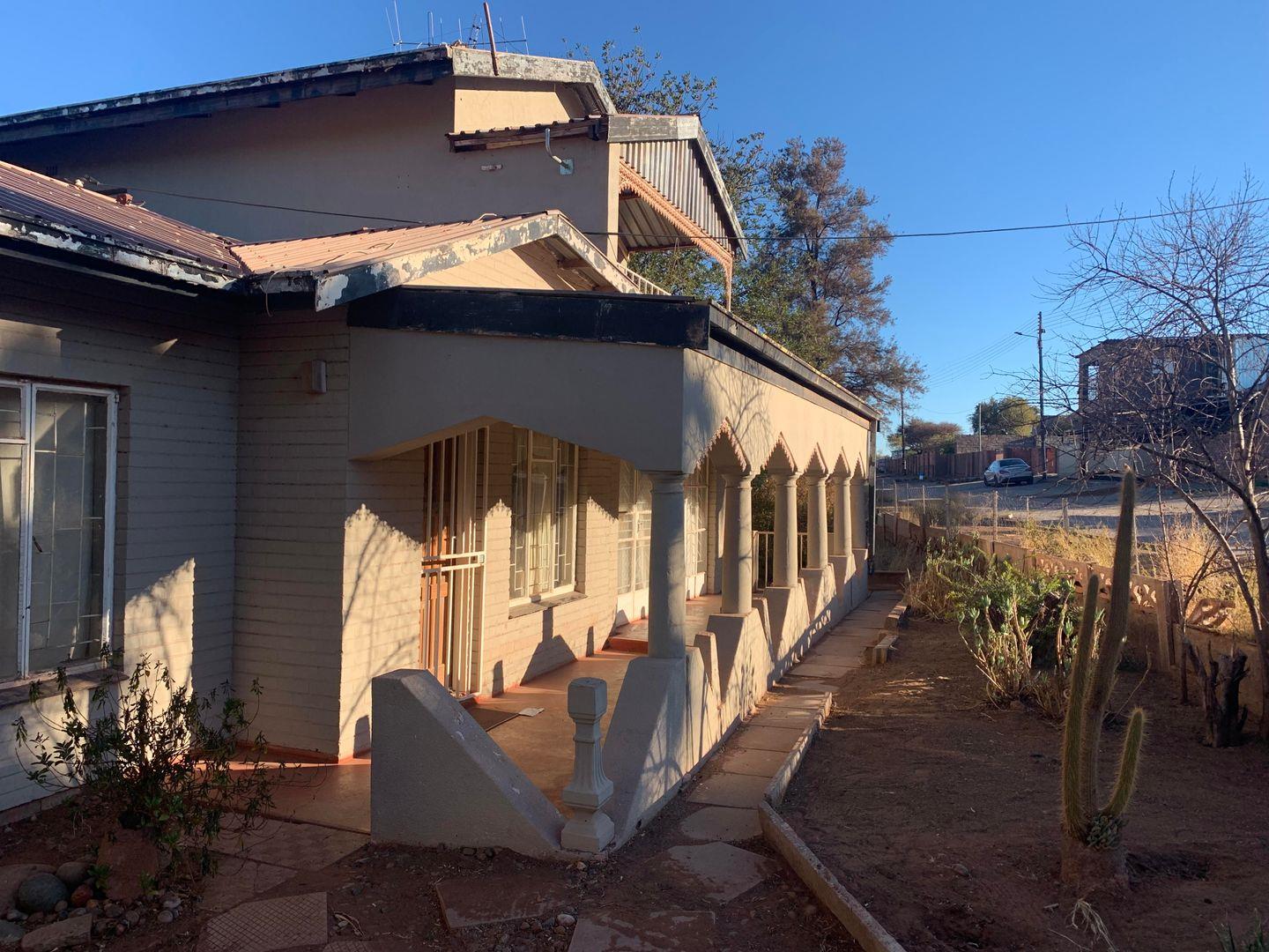 3 Bedroom House to rent in Postmasburg P24114668520