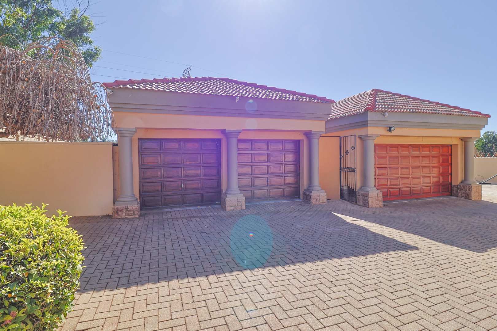 4 Bedroom House for sale in Glenanda P24114668586