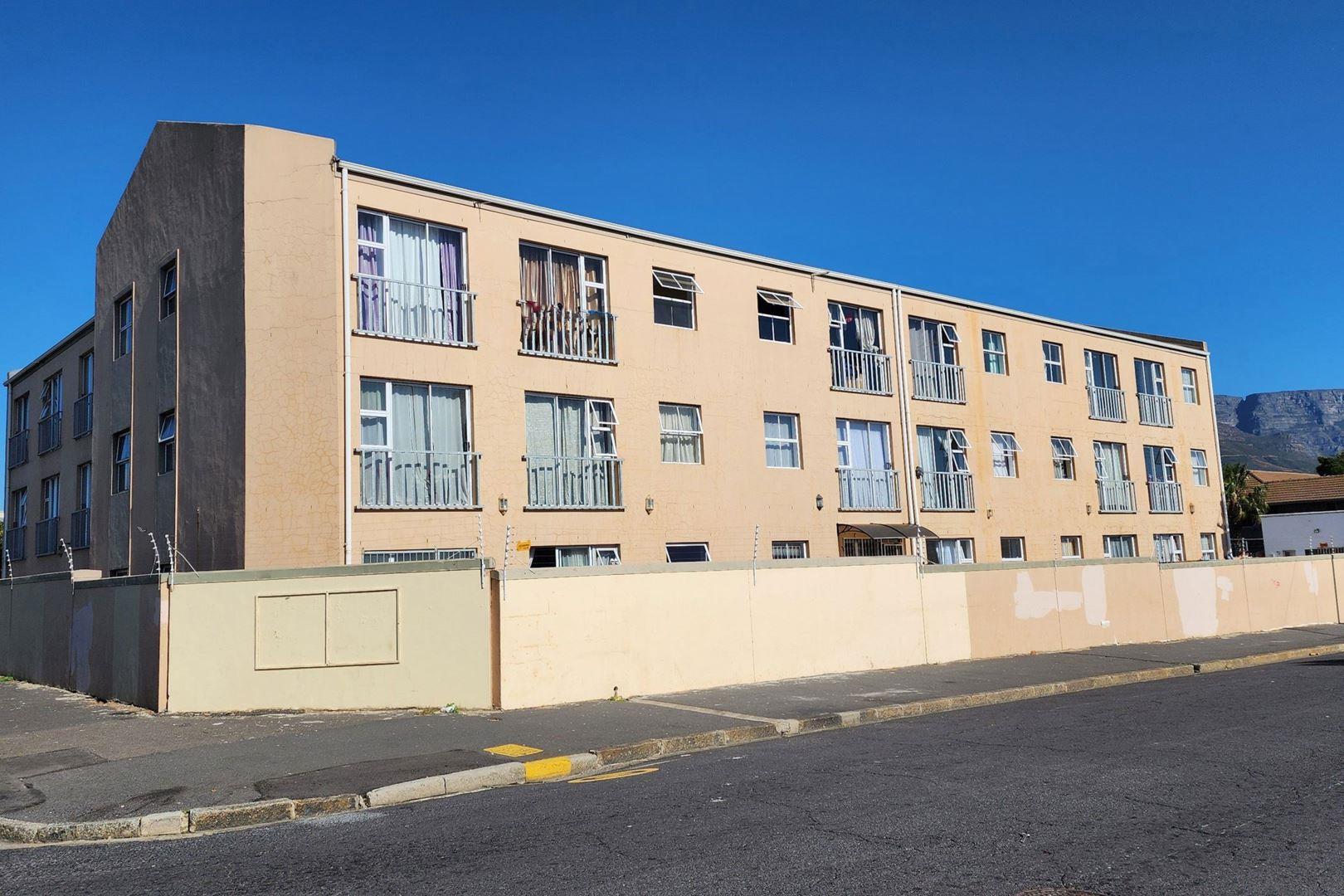 Maitland, Cape Town Property Apartments / flats for sale in Maitland
