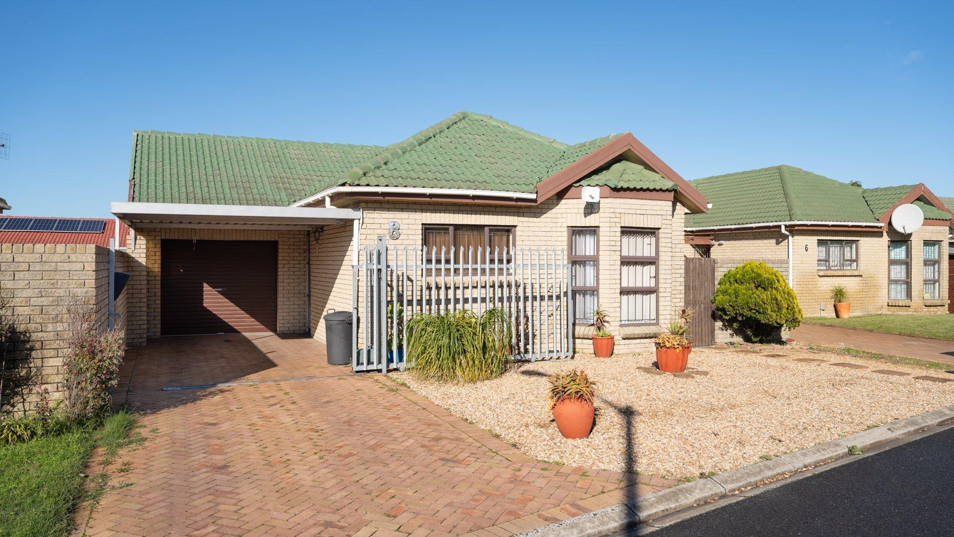 Townhouses for sale in Kuils River Kuils River Property