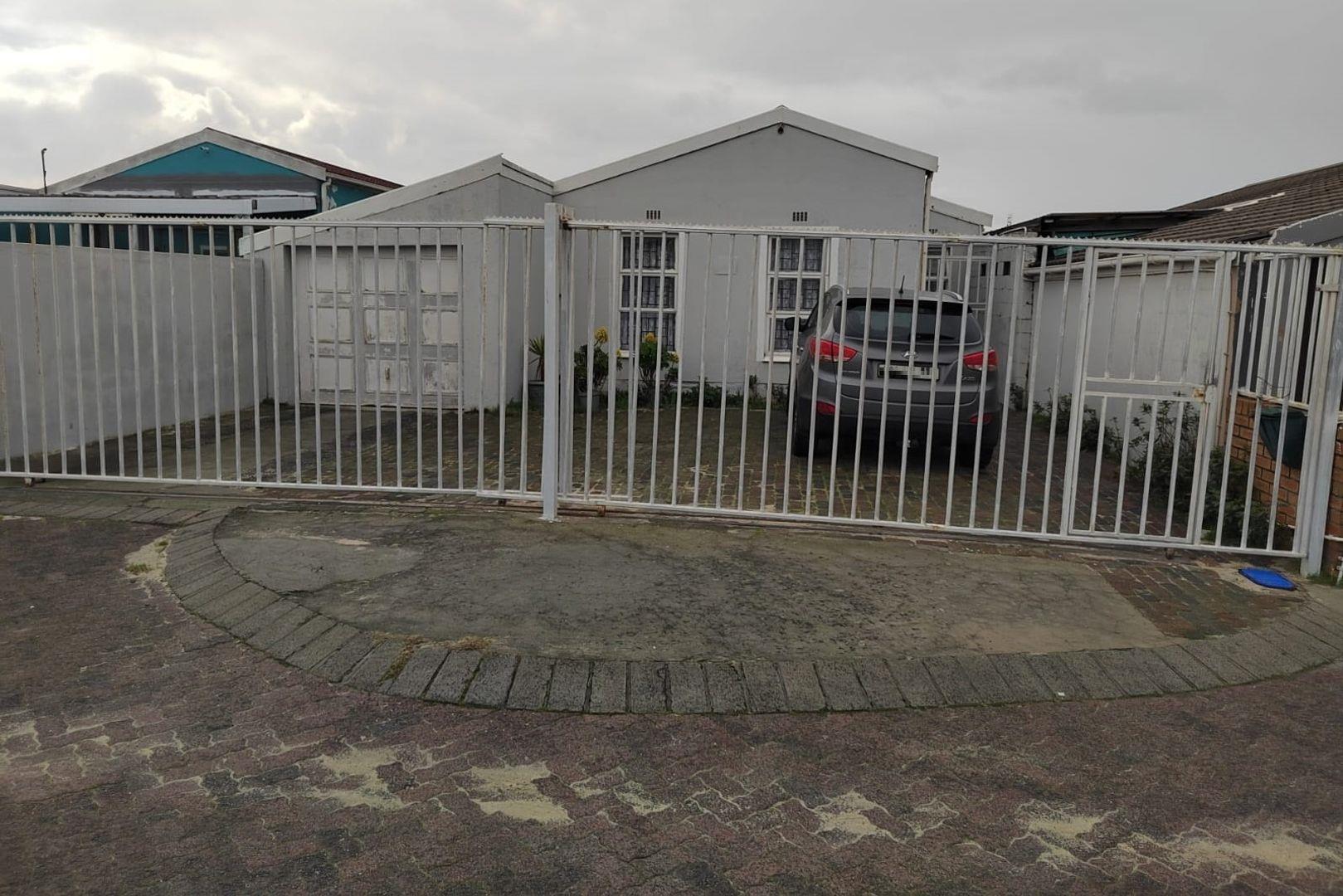 Strandfontein, Mitchells Plain Property Property and houses for sale