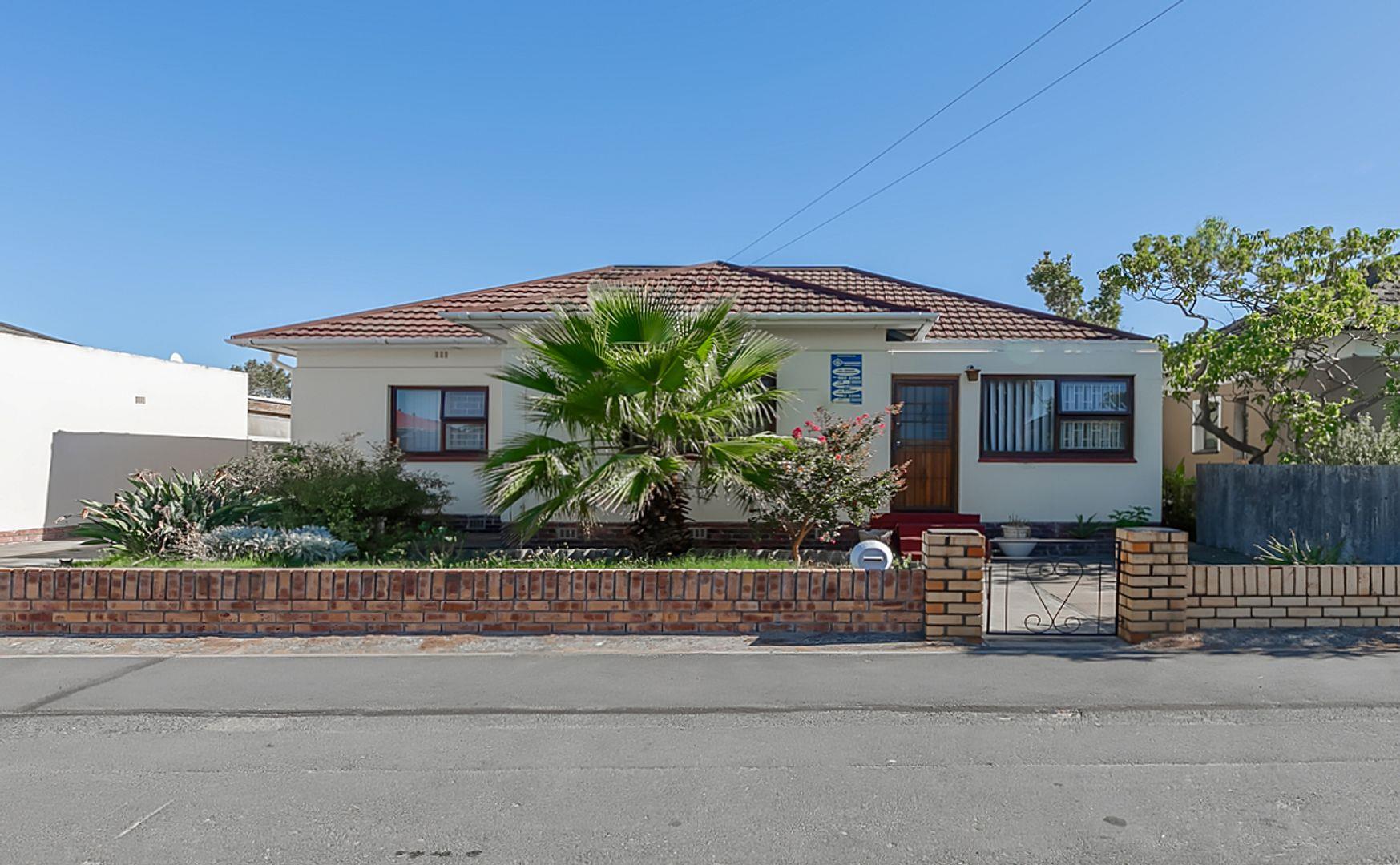 3 Bedroom House for sale in Parow Valley P24114671318