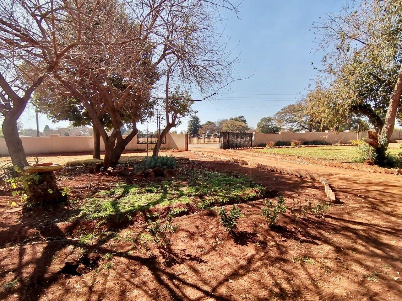 Commercial property for sale in Eldorado 35 Coetzee Street P24