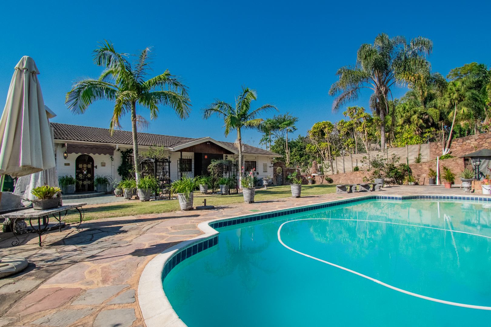 3 Bedroom House for sale in Berea West P24114673135