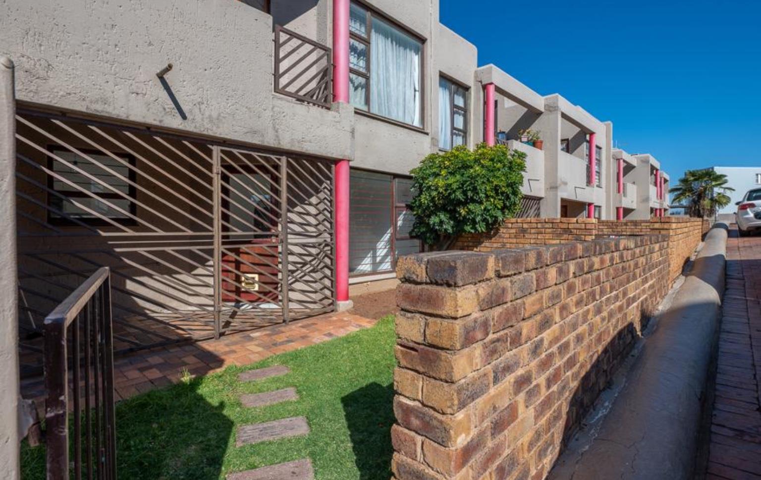 Ridgeway Property Property and houses to rent in Ridgeway