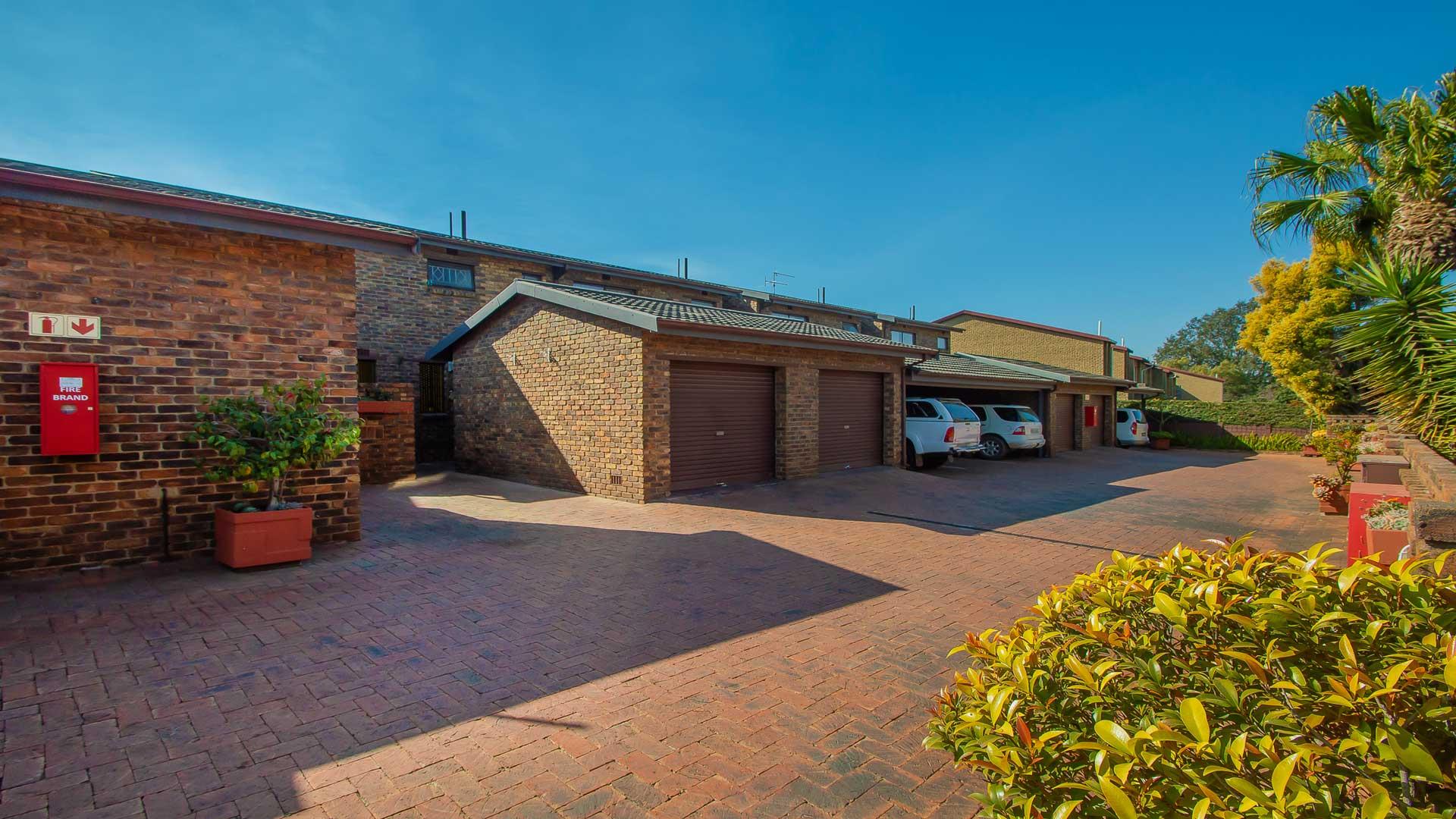 Florida Park Property Townhouses for sale in Florida Park