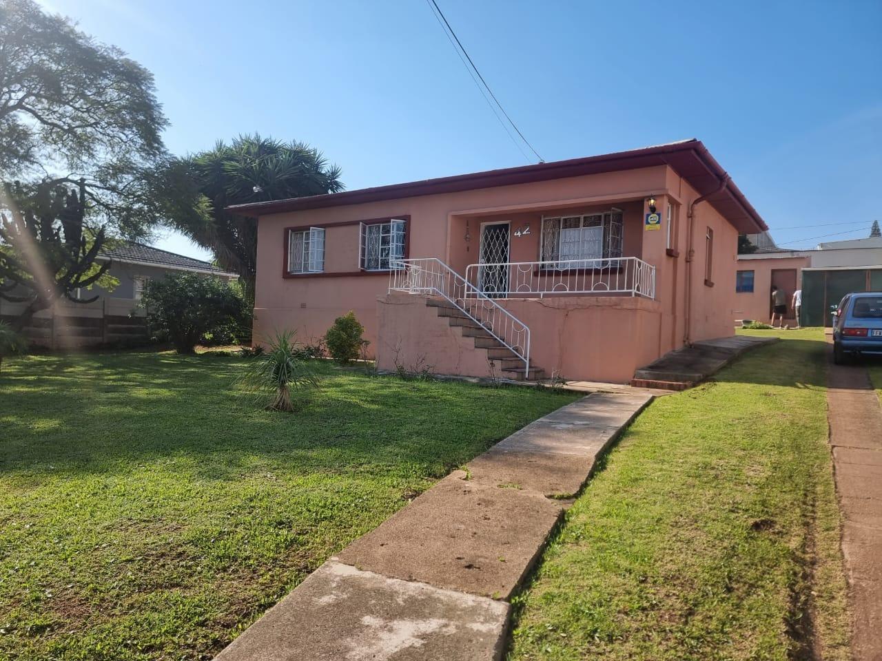 3 Bedroom House for sale in Van Riebeeck Hoogte 42 Maitland Street