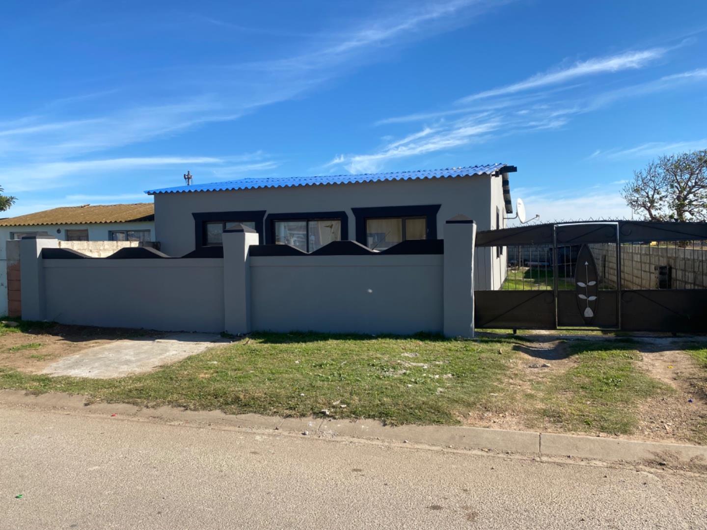 2 Bedroom House for sale in Zwide P24114674964