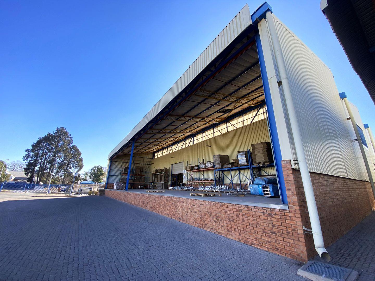 Industrial property to rent in Clayville F0 , 13 Weste View Road