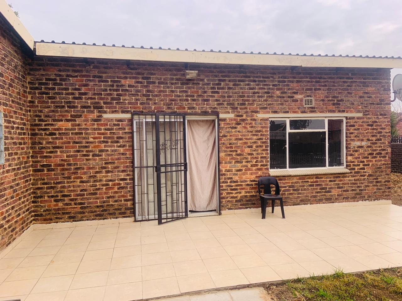 2 Bedroom House to rent in New Modder P24114676779