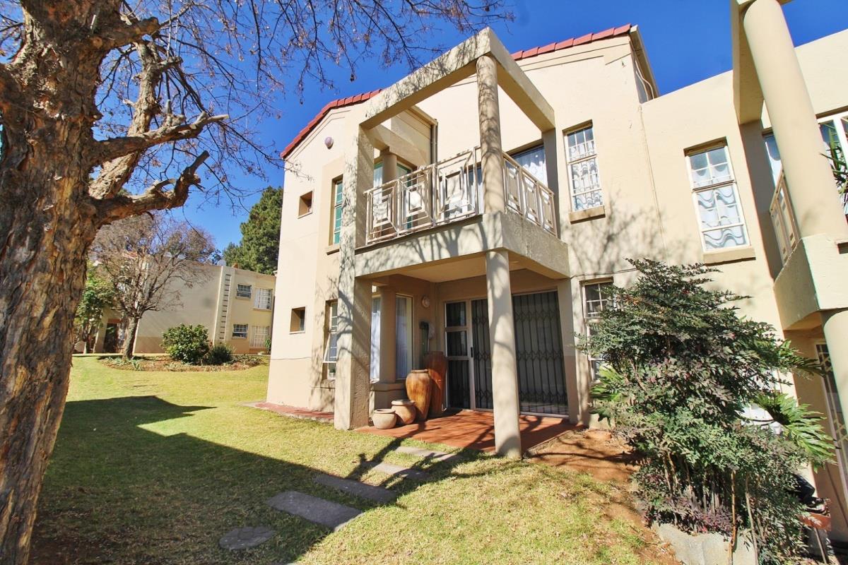 2 Bedroom Townhouse for sale in Rembrandt Park 2 Curie Road P24