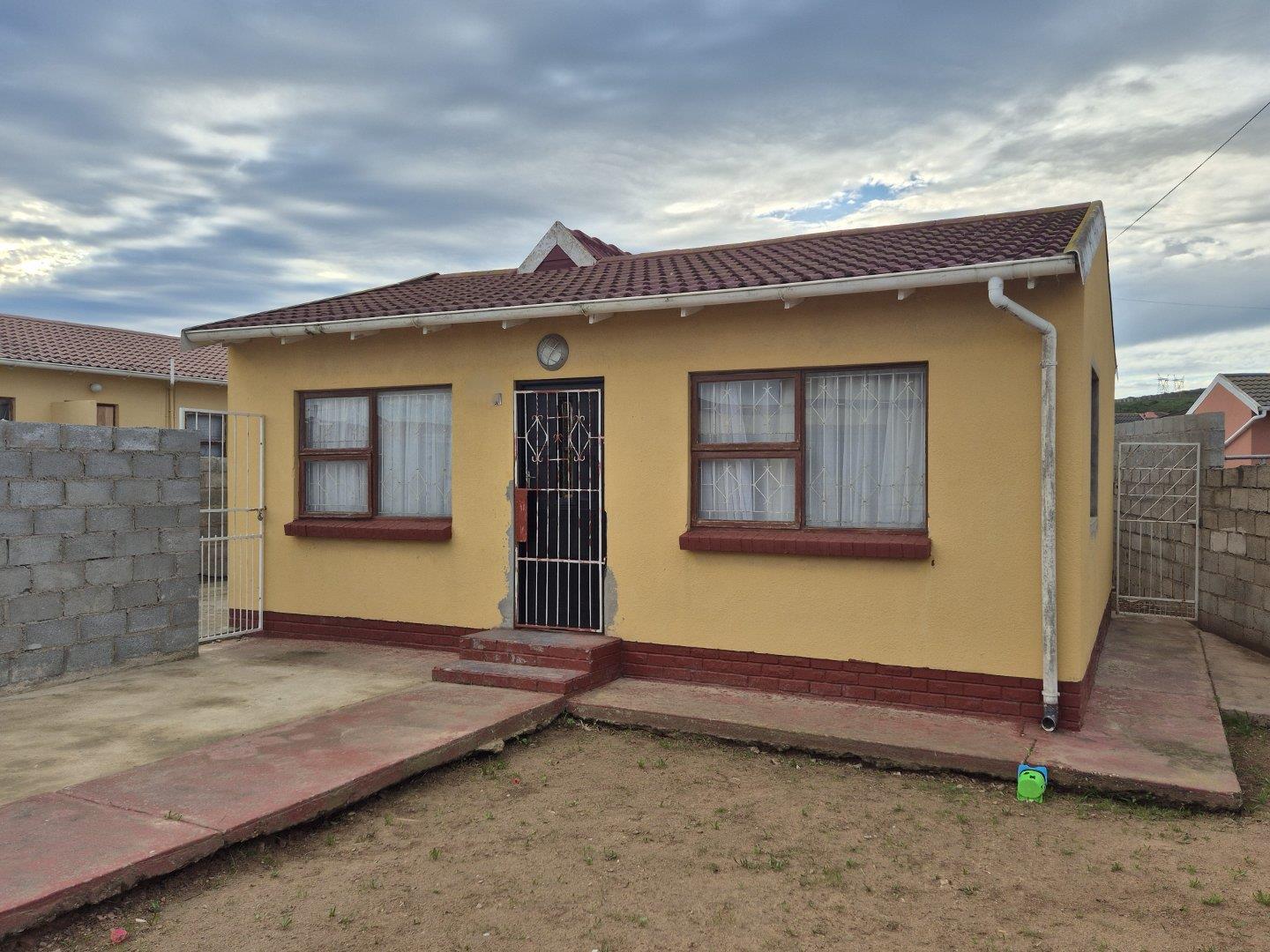 3 Bedroom House for sale in Kwadwesi P24114677445