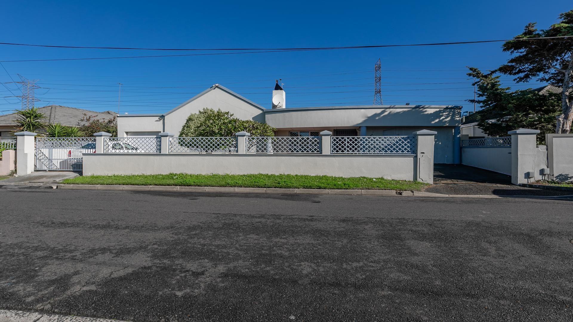 Vanguard Property Houses for sale in Vanguard