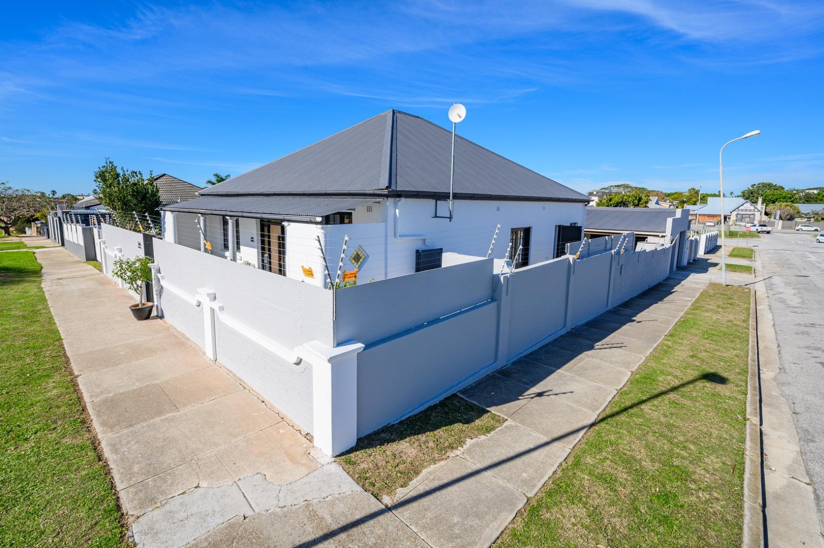 South End, Port Elizabeth Property Houses to rent in South End, Port