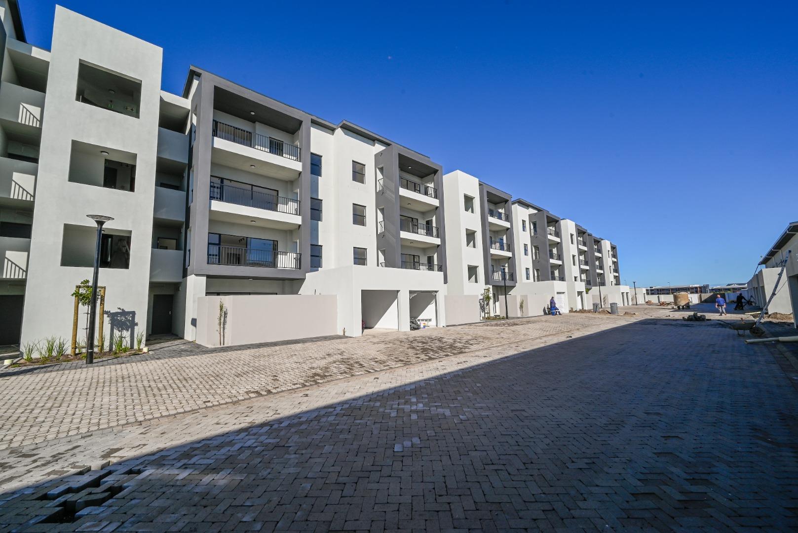 3 Bedroom Apartment / flat for sale in Sandown P24114680335