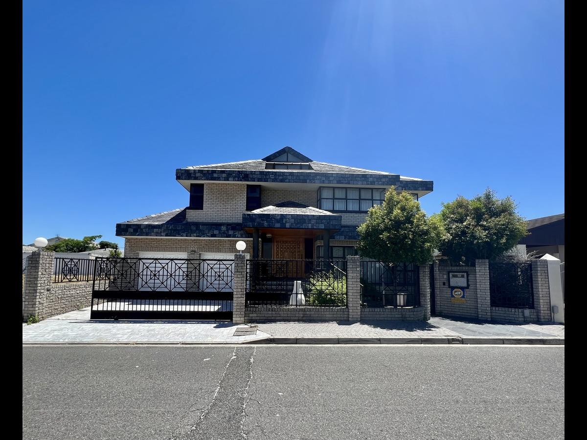 6 Bedroom House for sale in Gatesville 17 Khalfe Road P24114681083