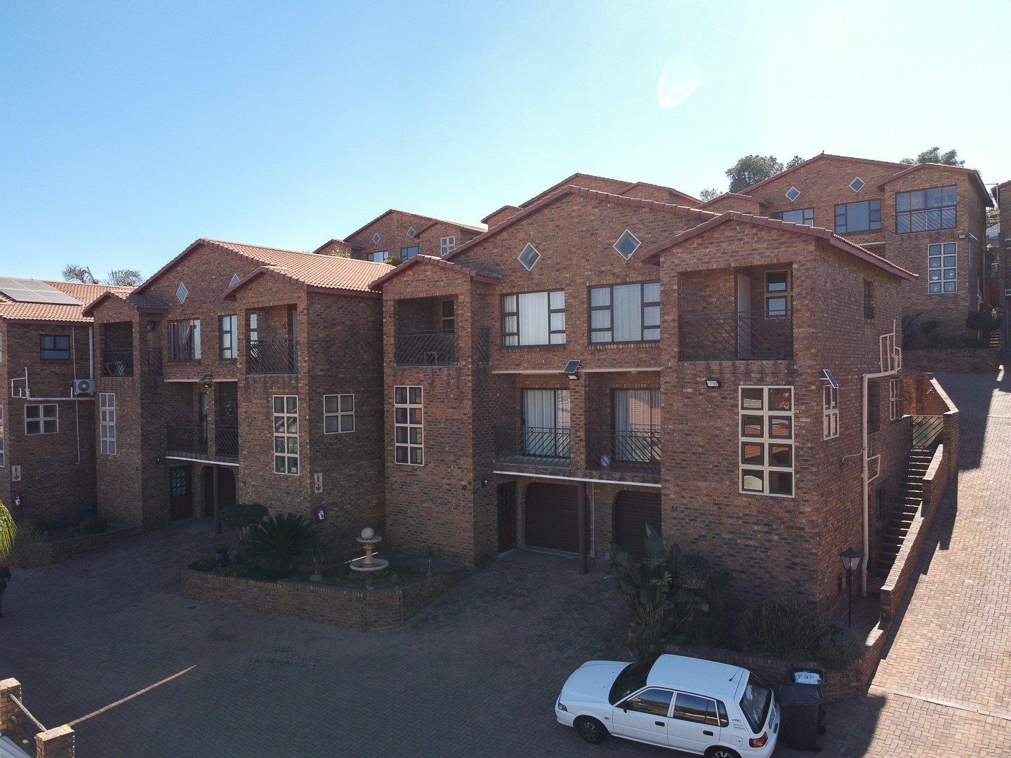 2 Bedroom Apartment / flat for sale in Ridgeway P24114681841