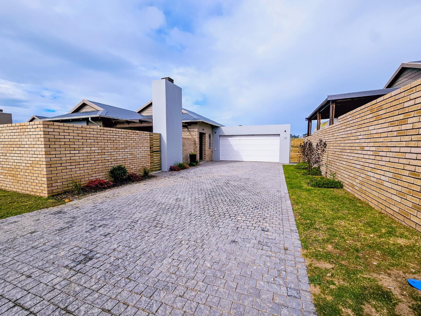 Pacaltsdorp Property Property and houses for sale in Pacaltsdorp