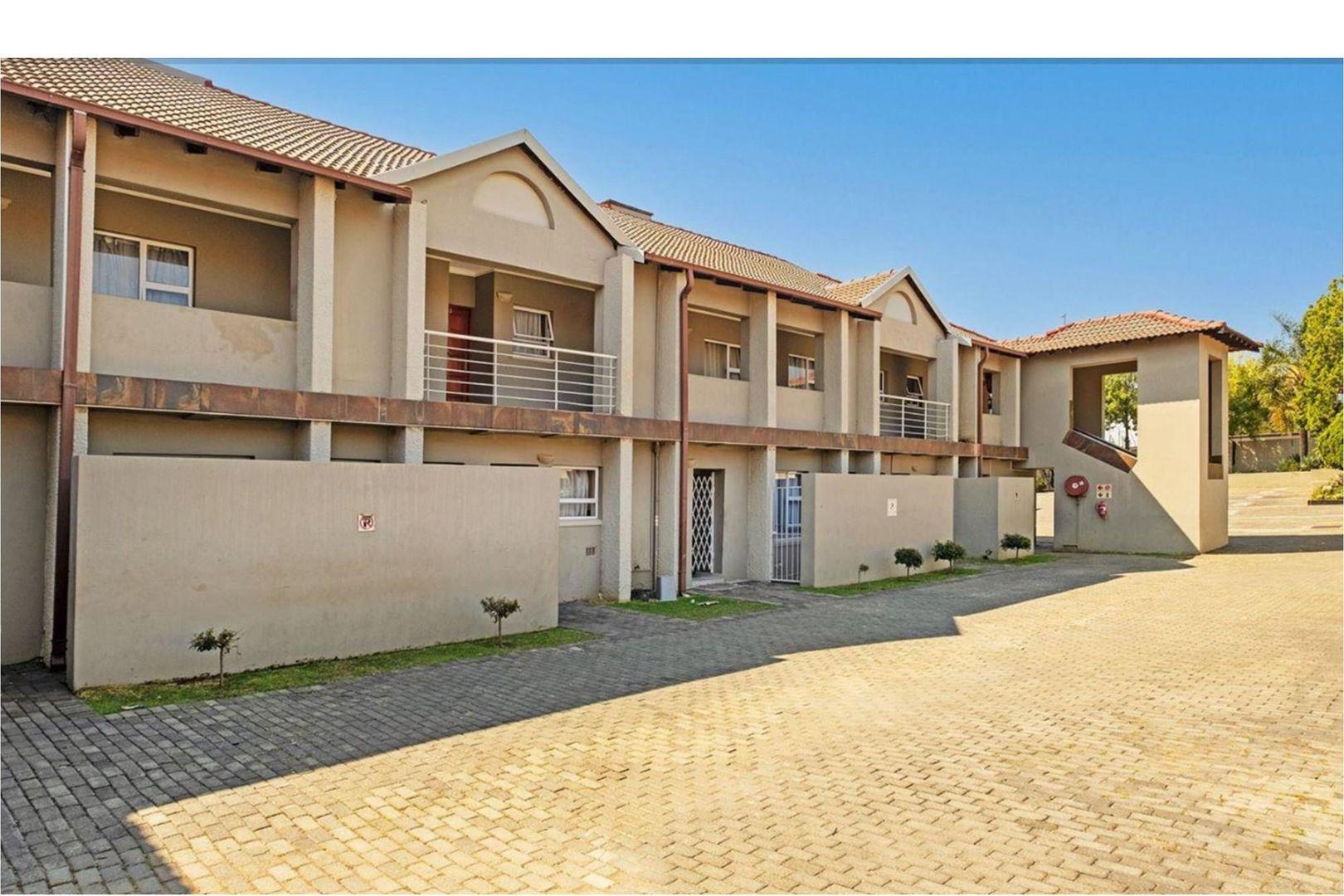 Ferndale, Randburg Property Property and houses to rent in Ferndale