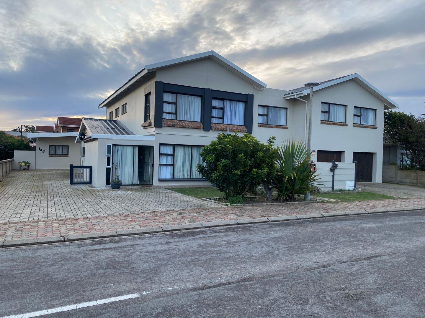 Hartenbos Central Property Property and houses for sale in Hartenbos