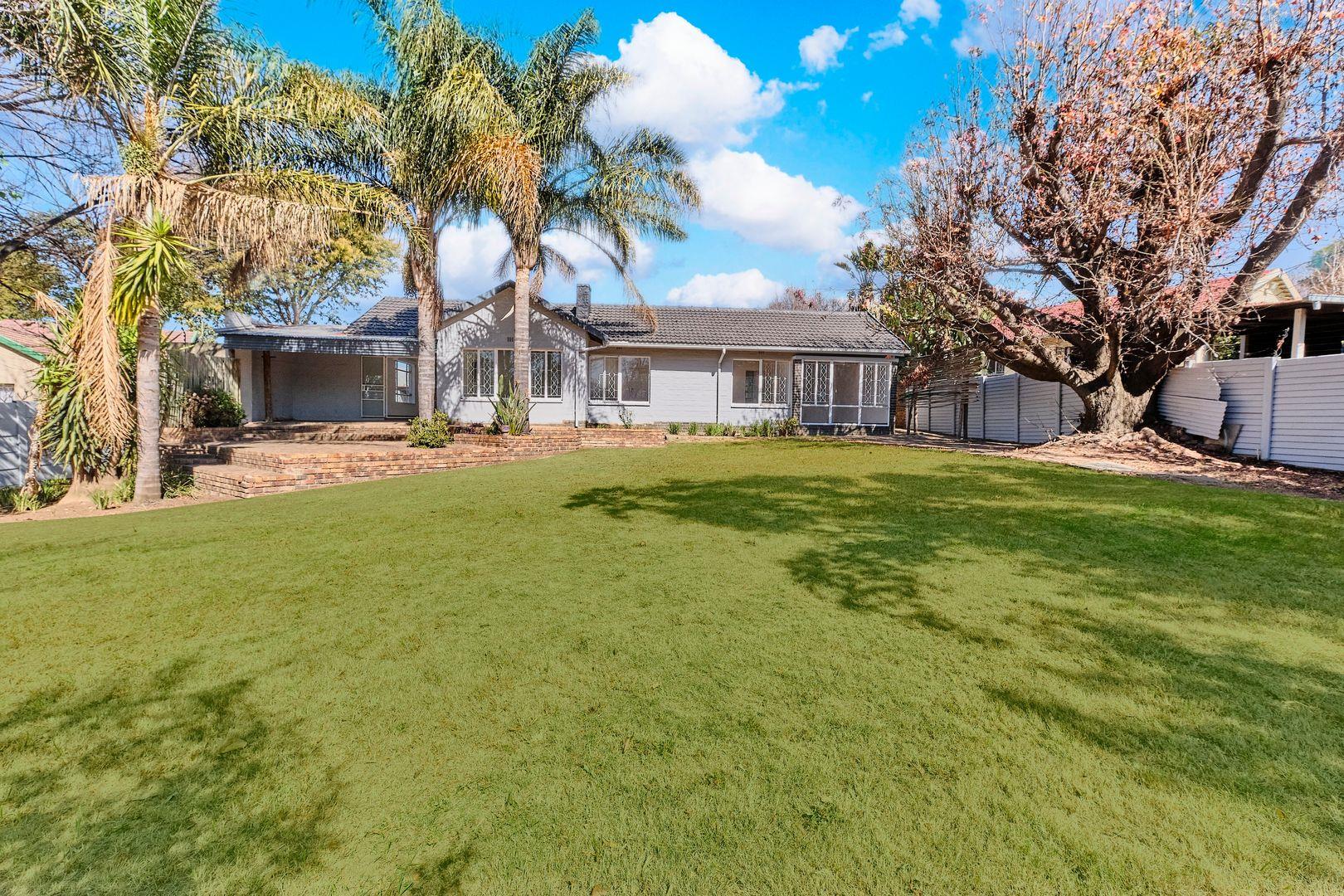 4 Bedroom House for sale in Blairgowrie P24114682607