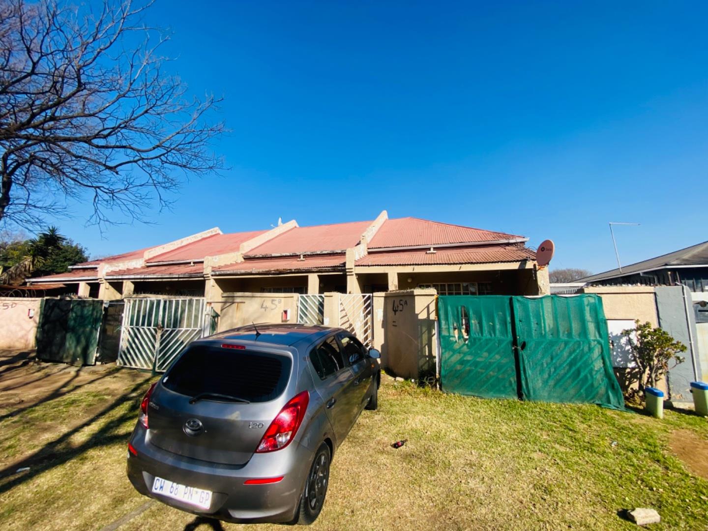 8 Bedroom House for sale in Boksburg North P24114683100