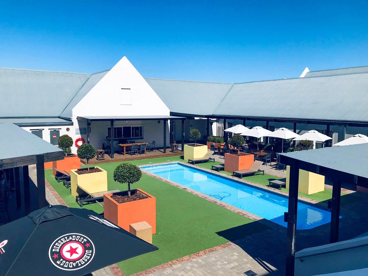 2 Bedroom Apartment / flat for sale in Door De Kraal P24114683675