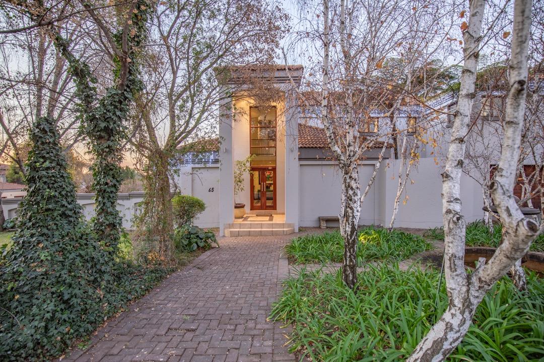 4 Bedroom House for sale in Moreleta Park Meadow Glen Estate, 65