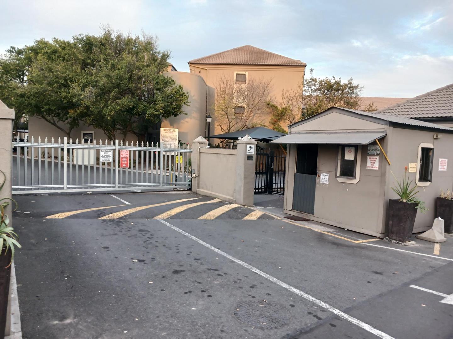 2 Bedroom Apartment / flat for sale in Brackenfell Central P24114448261