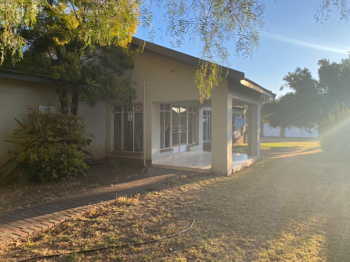 Commercial property for sale in Middelburg Central P24114686645