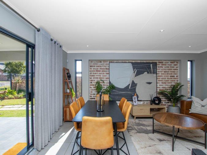 3 Bedroom House for Sale in Lion Pride