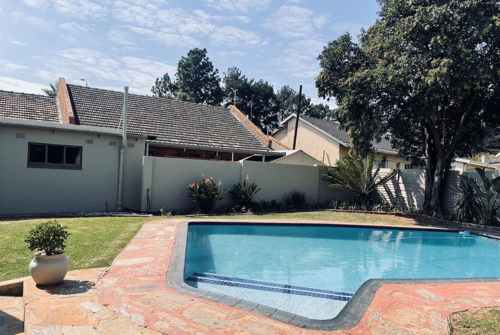 4 Bedroom House for sale in Kempton Park Ext 4 P24114451988