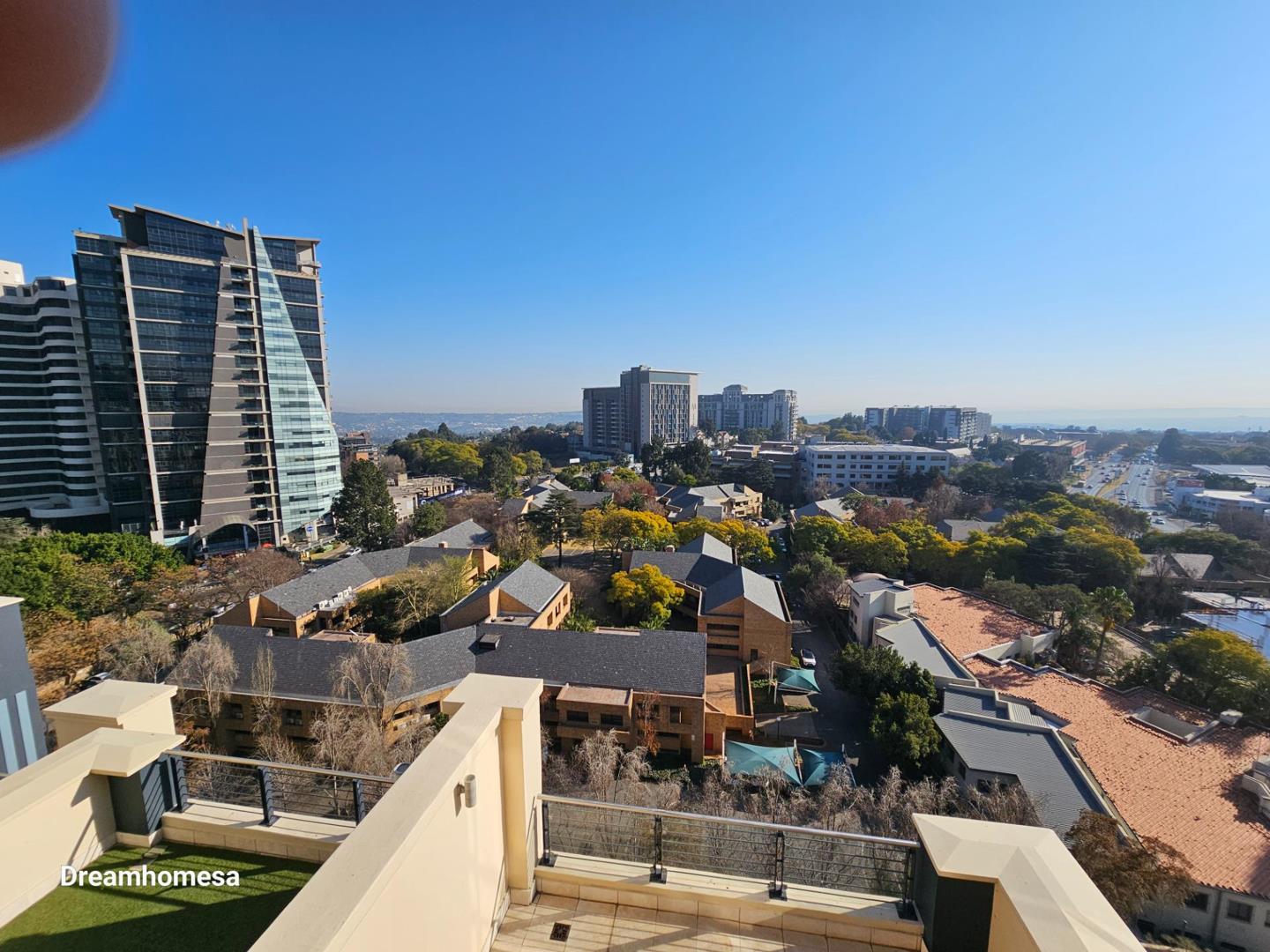 3 Bedroom Apartment / flat for sale in Sandton Central 8 West Road