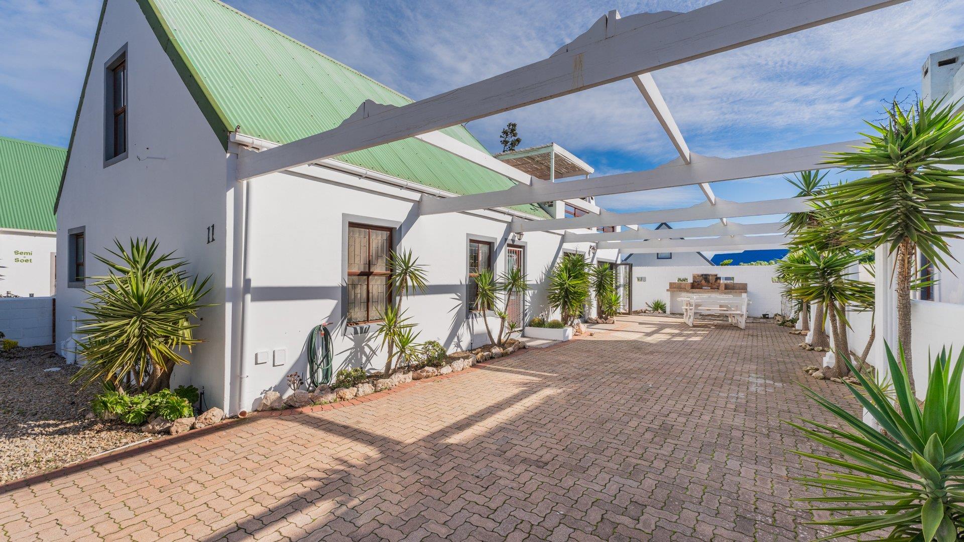 3 Bedroom House for sale in Skiathos 11 Street P24114687082