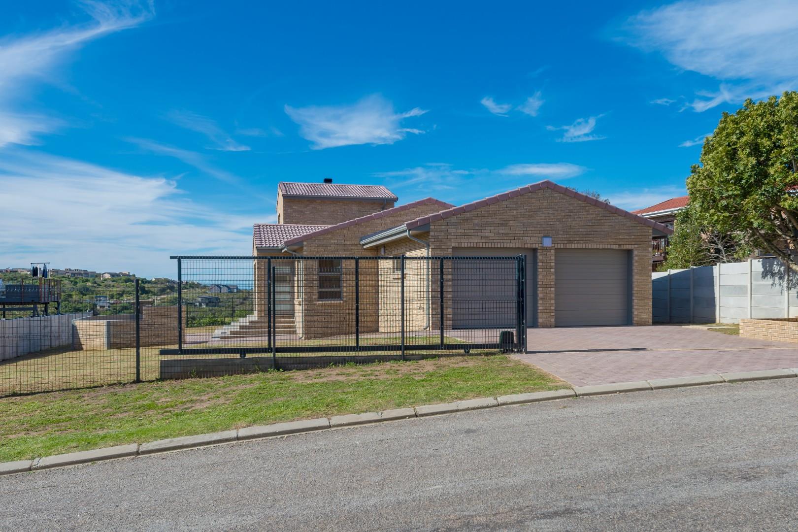 3 Bedroom House for sale in Herolds Bay 33 Slaapplek Street P24114687324