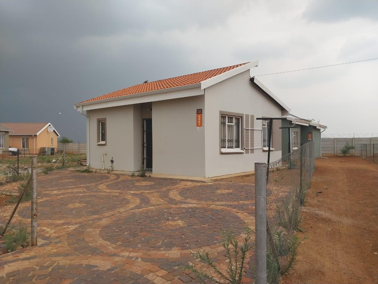 2 Bedroom House to rent in Savanna City P24114687784