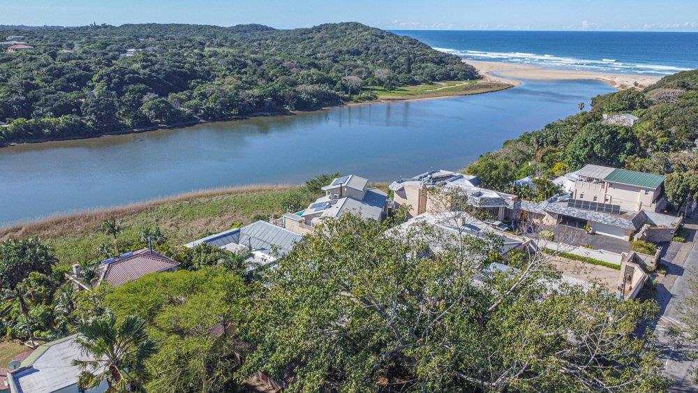 4 Bedroom House for sale in Bonza Bay 4 Princess Drive P24114688686