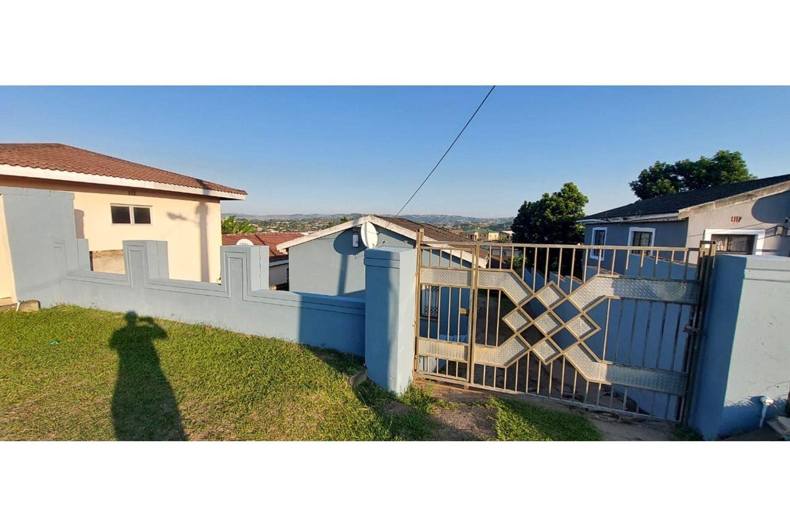 Lovu Property Houses for sale in Lovu