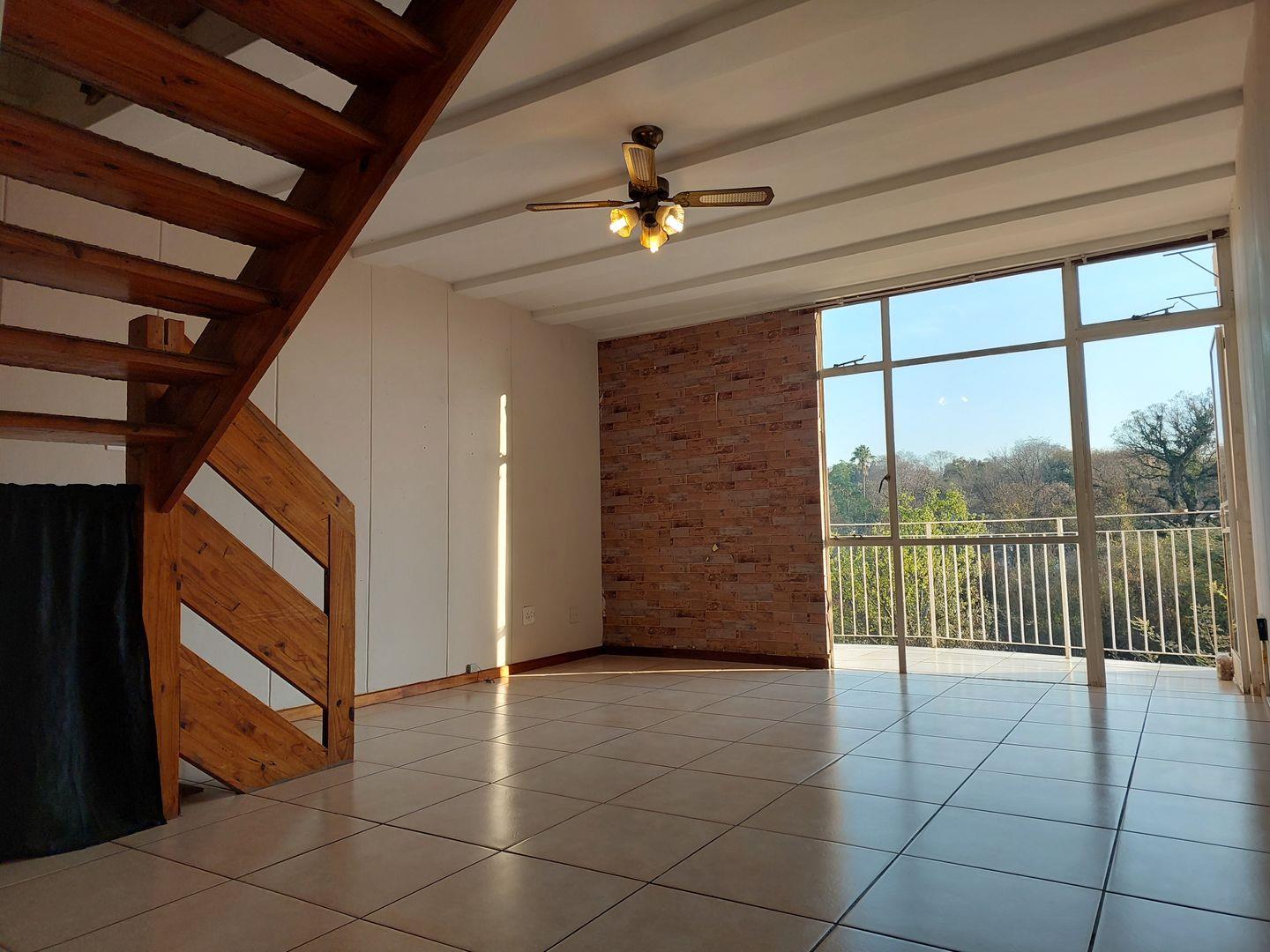 2 Bedroom Apartment / flat for sale in Lynnwood Glen P24114689404