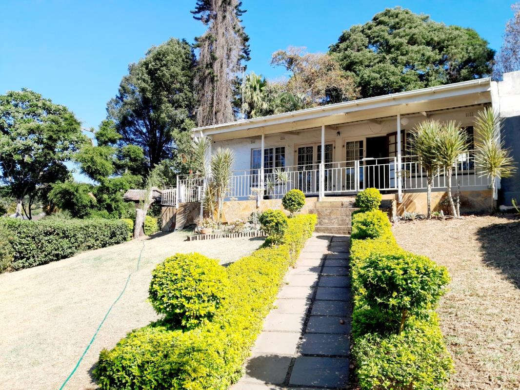 3 Bedroom Townhouse for sale in Westville P24112415545